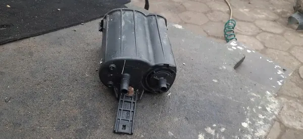 Filtre à charbon Dodge Caliber image 3