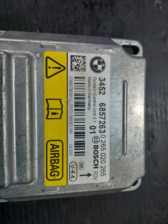 Módulo Sensor Airbag BMW OEM 6857263 - Usado image 4