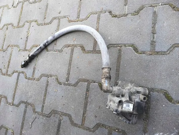 Modulateur de valve roue Volvo FH OEM 21327360 image 2