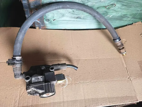 Modulateur de valve roue Volvo FH OEM 21327360 image 3
