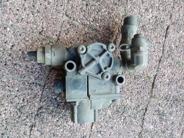 Modulateur de valve roue Volvo FH OEM 21327360 image 5