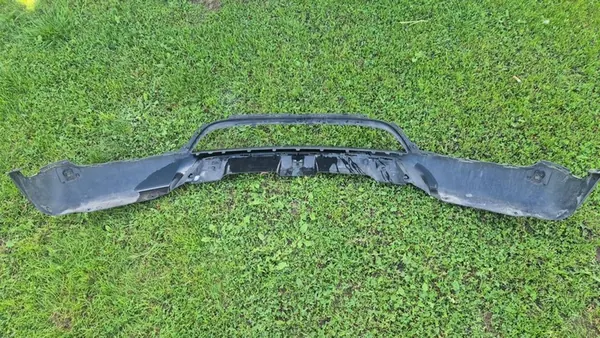 Etupuskuri Spoileri BMW X6 E71 image 2