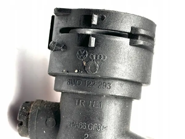 Pompe à eau auxiliaire Audi A4 B9 OEM 8W1819350B image 7