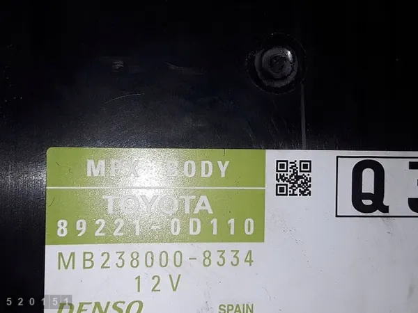 ECU Toyota Yaris OEM 892210D110 - Occasion image 4