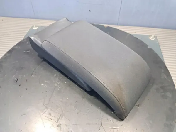 Middentunnel armsteun VW Caddy III OEM Wrakowisko-28177- image 4