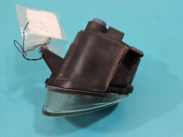 Farol Halógeno Esquerdo Audi A6 C7 11-14 image 3