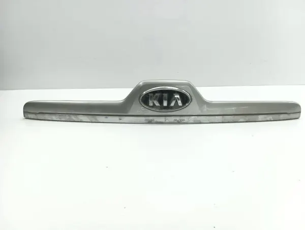 Garniture hayon KIA Sportage 2008 OEM 873110Z110 image 2