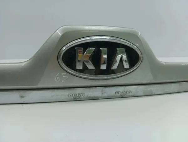 Garniture hayon KIA Sportage 2008 OEM 873110Z110 image 8