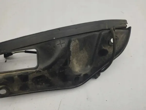 Junta de porta-malas Tesla Model S 2014 OEM 600757000 image 4