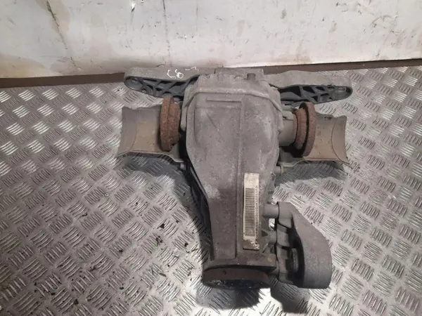 Bakre reducer OEM 0AR525053A för Audi A6 Avant 3.0L image 2