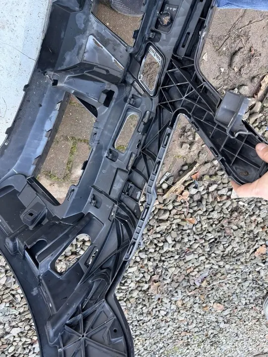 Parachoques delantero MERCEDES GLK W204 08-12 image 8