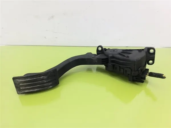 Kupplungspedal OEM 4M519F836AH für Volvo V50 2004-2012 image 4