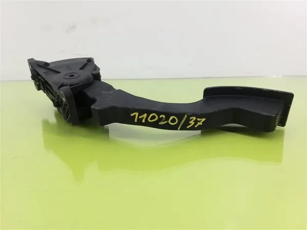 Kupplungspedal OEM 4M519F836AH für Volvo V50 2004-2012 image 5
