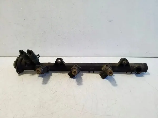 VW 030133319G Rampe d'injection pour Polo N6 1.0 image 2