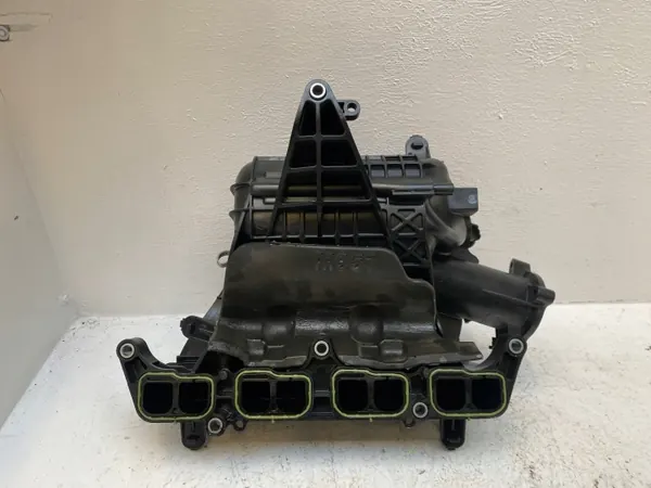 Mazda PE27 imusarja - Käytetty OEM-osa image 4