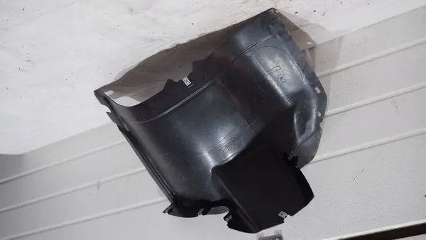 VW GOLF VI 08- Etu Vasemman Lokasuojan 5K0805911 image 2