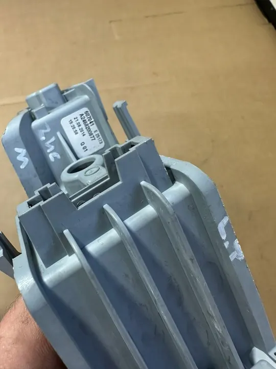 Linker Achterlamp Inzet Mercedes B-Klasse W246 OEM A2468200877 image 6