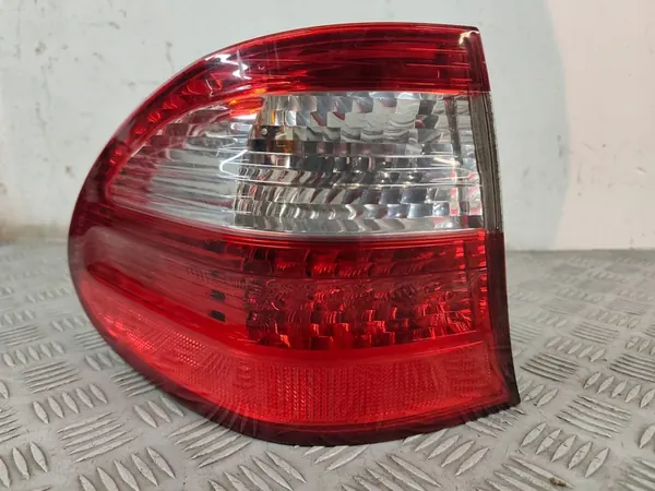 Höger Bakljus Mercedes W211 Kombi image 2