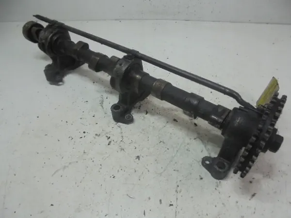 Árbol de levas Mercedes W123 - Pieza OEM original image 2