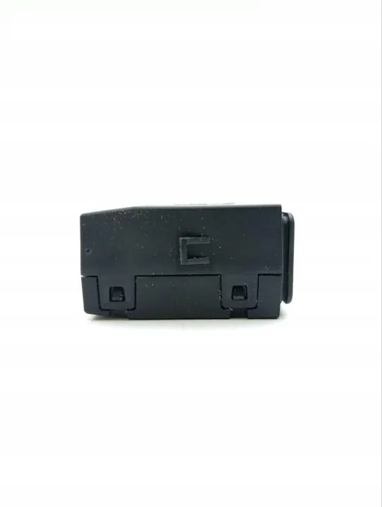 Bentley AUX USB invoerapparaat OEM 4M0035736A image 4