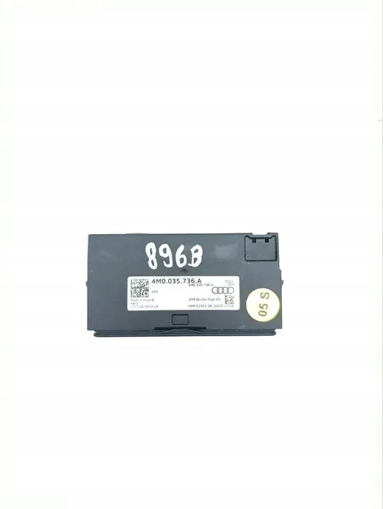 Bentley AUX USB invoerapparaat OEM 4M0035736A image 5