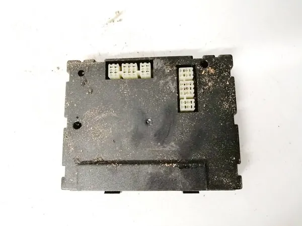 Caixa de fusíveis Land Rover Freelander 1998 1.8L ywc106080 image 2