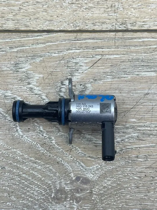 SEAT Öldrucksensor OEM 06Q115243 - Gebraucht image 2