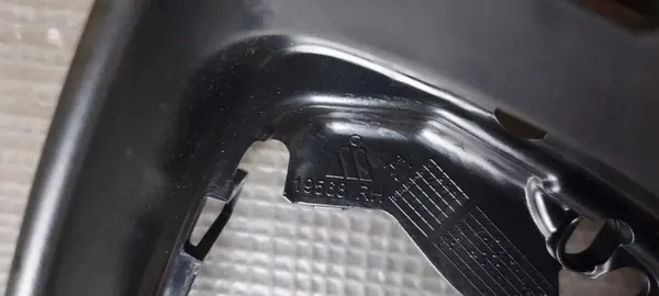 Moldura do espelho OEM 19568 para Skoda Superb III 3V image 3