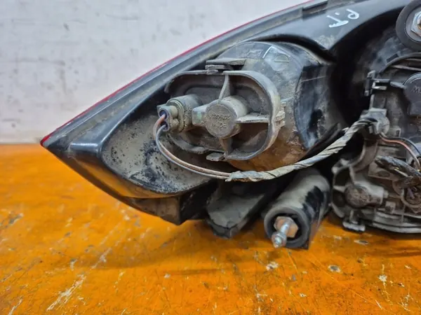 FIAT LINEA 06-12 Lámpara Trasera Derecha 51869227 image 6