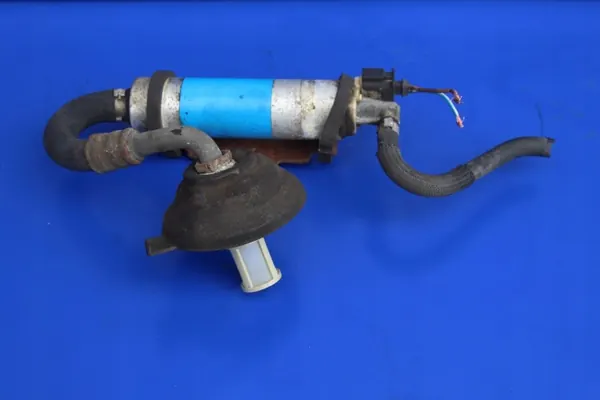 Pompe à carburant OEM A0004780401 Mercedes SL500 image 2