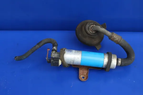 Pompe à carburant OEM A0004780401 Mercedes SL500 image 7