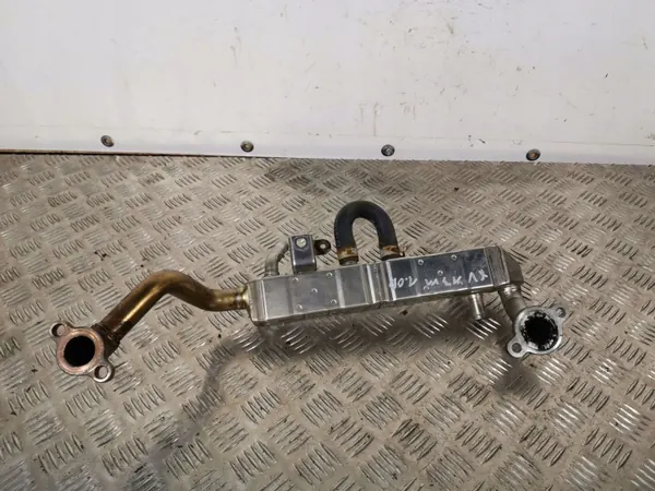 Subaru EGR-koeler OEM FBZ4122 - Gebruikte staat image 2