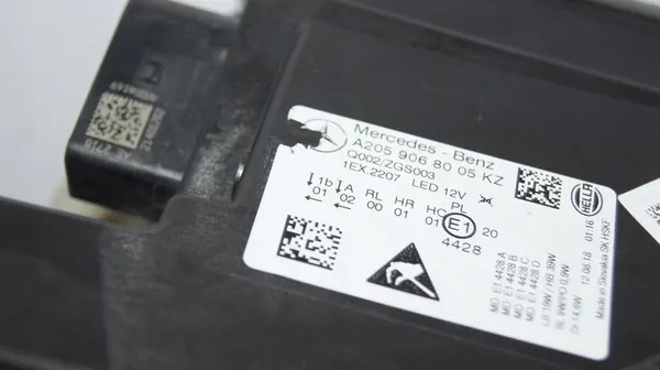 RECHTER LED HOOGPRESTERENDE LAMP MERCEDES W205 LIFT image 2