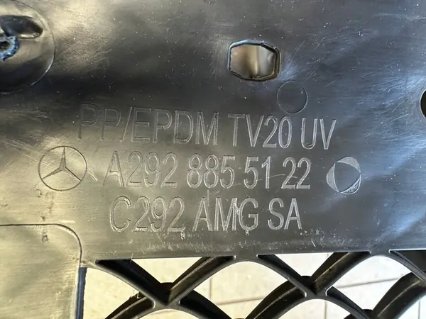 MERCEDES W292 GLE AMG 2015 Grille de Pare-Chocs Avant A2928855122 image 9
