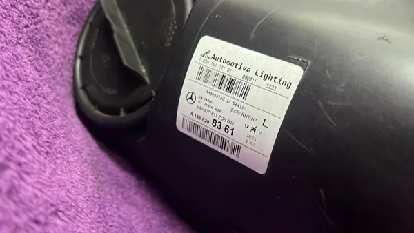 MERCEDES ML W166 KOPLAMP H7 LINKS ORIGINEEL HELLA image 2