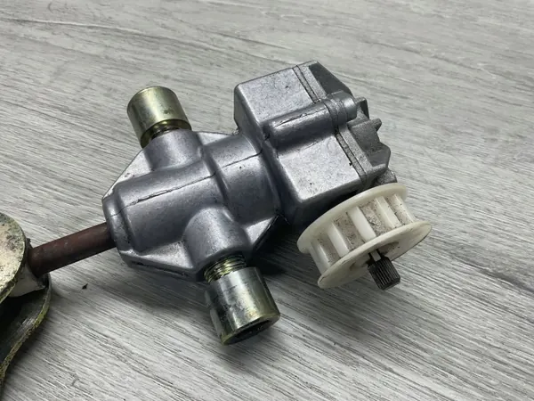 Mécanisme d'inclinaison siège droit OEM 1299101661 Mercedes image 5