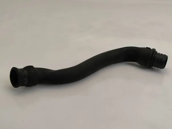 Volkswagen PASSAT B4 1996 Belüftungsschlauch image 2