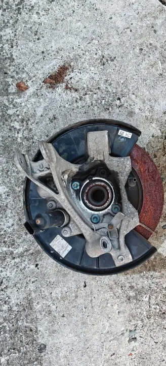 OEM 7P0609404G Rechte Hinterradnabe - VW Touareg image 3
