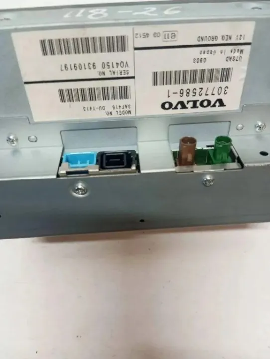Volvo XC60 Navigointinäyttö OEM 307725861 - Käytetty image 3
