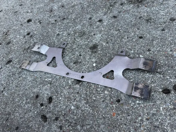 Soporte de escape Porsche 99711102490 GT3 RS image 3
