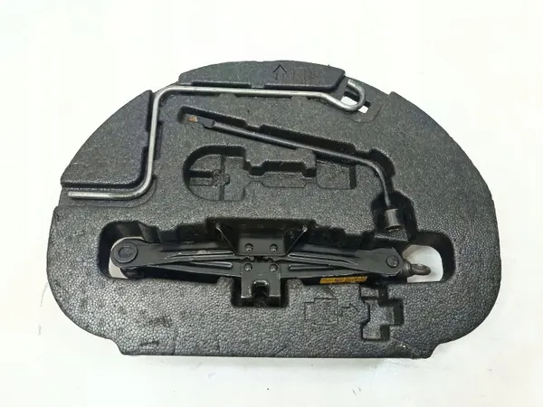 Caja de herramientas Toyota Prius OEM 6477747080 (2012-2016) image 2