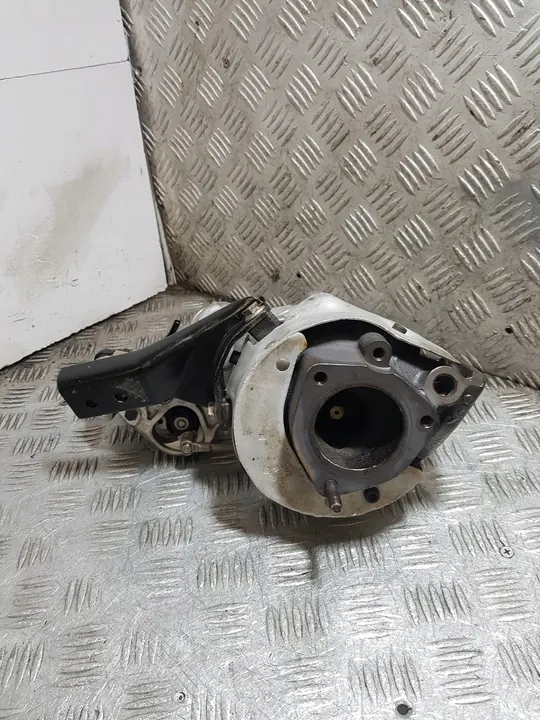 Turboaggregat Audi Q7 4.2 TDI 2007 Garrett Höger 057145722Q image 6