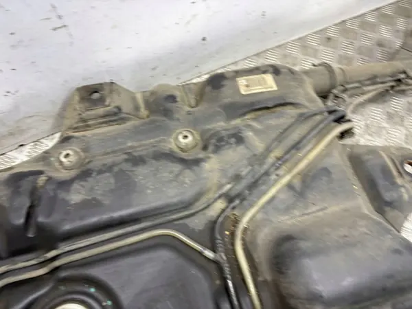 Brandstoftank Opel Vivaro OEM AMD210271 - Gebruikt image 5