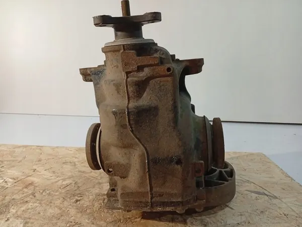 Diferencial trasero BMW 1 E87 / E88 OE: 7566169 image 2