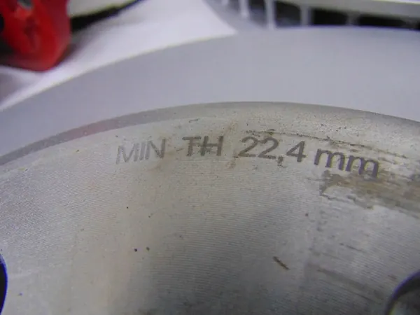 Conjunto de discos de freio BMW 330D G20 G21 22.4MM 34.4MM OEM image 9