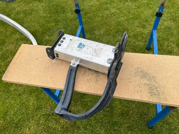 ZONA DI DEFORMAZIONE ANTERIORE SINISTRA MERCEDES E CLASS W211 image 3