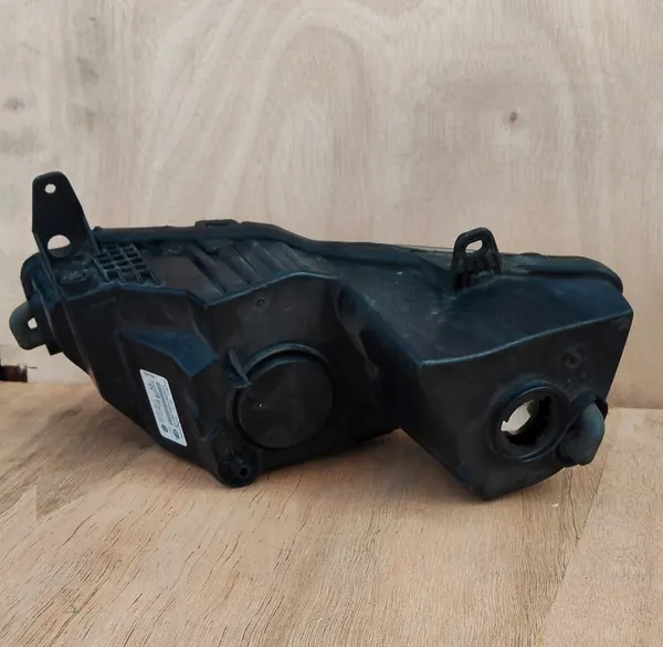 FARO HALÓGENO ESQUERDO VW POLO V 6C image 3