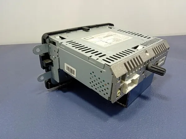 Dacia Lodgy tehdasradio OEM 281154759R AUX/USB:lla image 4