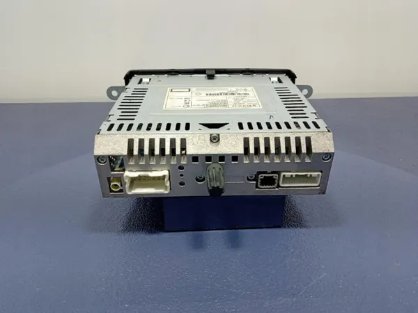 Dacia Lodgy tehdasradio OEM 281154759R AUX/USB:lla image 5