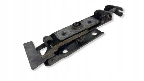 Motorkapslot OEM A9067500450 voor VW Crafter image 4